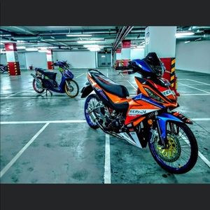 Meet your Posher, Minh